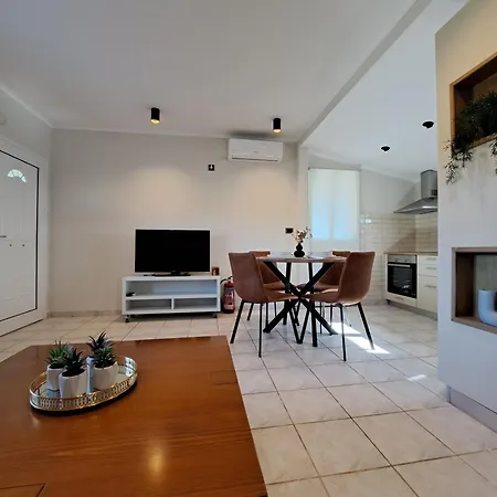 Solomos Family House * Skala (Kefalonia)