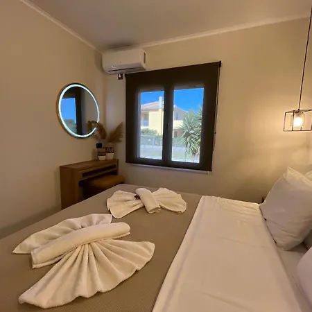 Solomos Family House Дом отдыха
