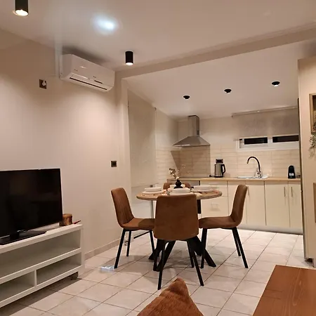 Дом отдыха Solomos Family House *